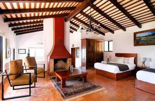 Ajijic Villa | ANANA Rancho San Rafael