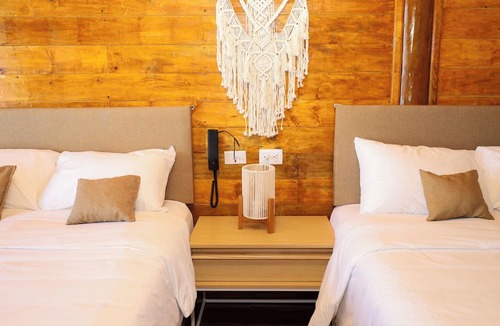 Ursulo Galvan Hotel | Riverside Hotel Chachalacas