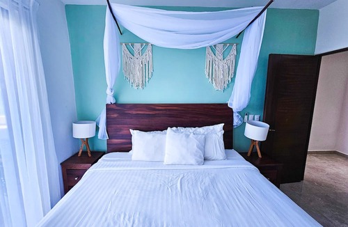Punta Negra Apartment | Waterfront apartment on Careyeros beach