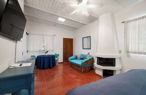 Ajijic Hotel | Garden of Dreams Boutique Hotel