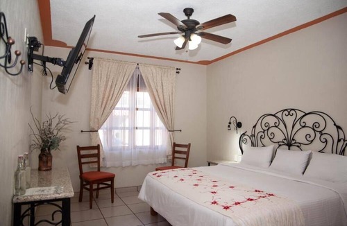 Mascota Hotel | Encanto de la Sierra Hotel