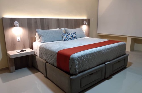 Malecon Hotel | EXECUTIROOMS Veracruz