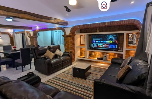 Emiliano Zapata Apartment | Unique Location Spacious Apartment
