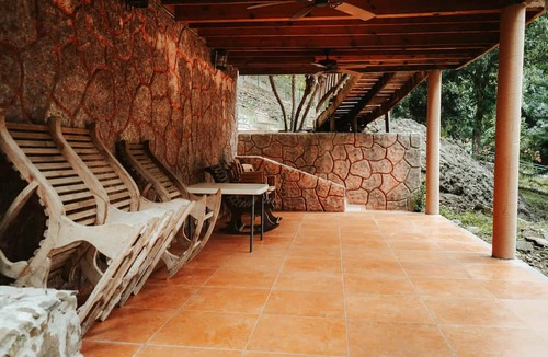 Gomez Farias Hotel | Cumbres Hotel y Cabañas