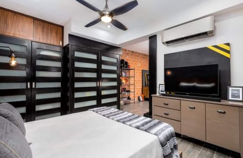 Romantic Zone Apartment | Modern Loft Style 1 Bed with Private Pool