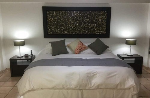 Downtown Queretaro Apartment | +MS +Tranquila Suite +Ubicadísima +Cerca Av. Zaragoza