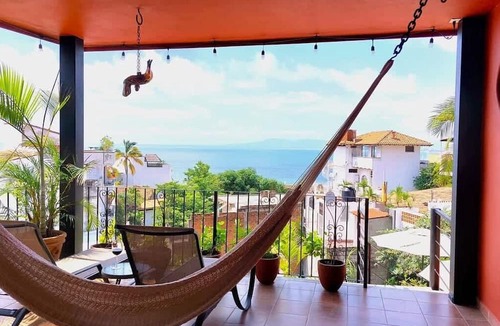 Cerro Apartment | Miguel's Mirador: Bay-View Studio, Private Hammock Terrace, Heated Pool