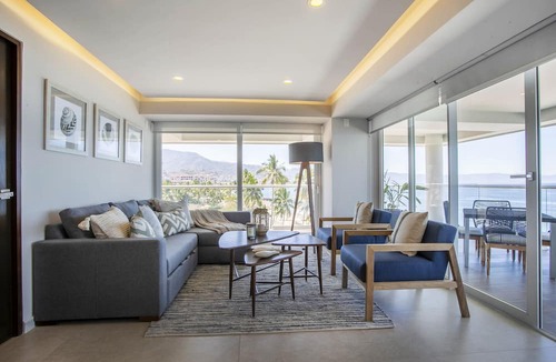 Las Glorias Condo | Upscale Corner Unit w/Large Wrap Around Balcony & Pools