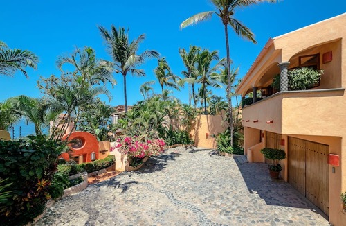 Amapas Apartment | Private, Beach Access, Ocean View, Walkable to Town, Daily Maid Service, WiFi!
