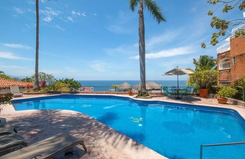 Amapas Condo | Ocean View in Estrellita Del Mar 202 2BD Condo for rent in Amapas, Puerto vallar