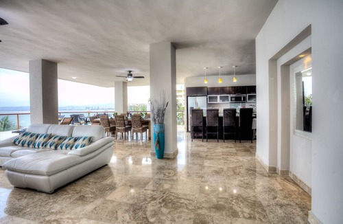 Amapas Condo | Breathtaking views over los muertos beach, Sky Suite C