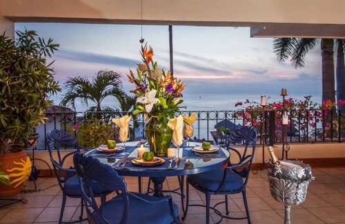 Romantic Zone Condo | Zona Romantica. Beautiful Panoramic Ocean View
