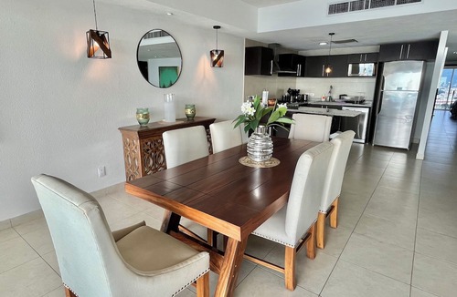 South Hotel Zone Condo | ☼Hypnotizing sea view on 17th floor ~Prime location in town ~Family getaway