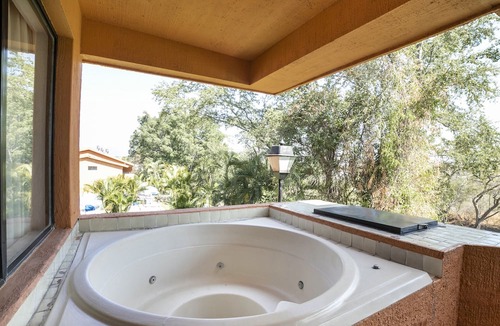Xochitepec Villa | La Rinconada Santa Fe