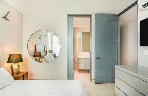 Colonia 5 de Diciembre Apartment | Torre Ku Rooftop Pool with Ocean Views