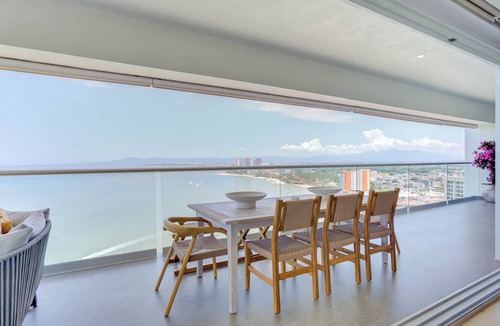 Las Glorias Apartment | Beachfront Luxury 4BR | Pools, Gym & Ocean Views