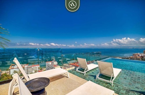 Romantic Zone Apartment | Luxury Studio in Romantic Zone - Infinity Pool