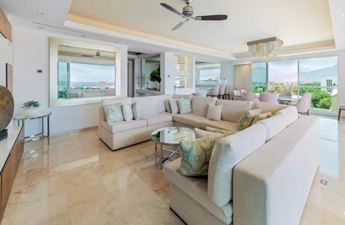 Marina Vallarta Apartment | Shangri-La T5-7B | 4BR Puerto Vallarta Oceanfront