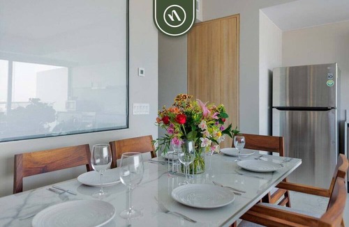 Flamingos Apartment | New 2BR APT - Beach Access - Pool - GYM - Jacuzzi