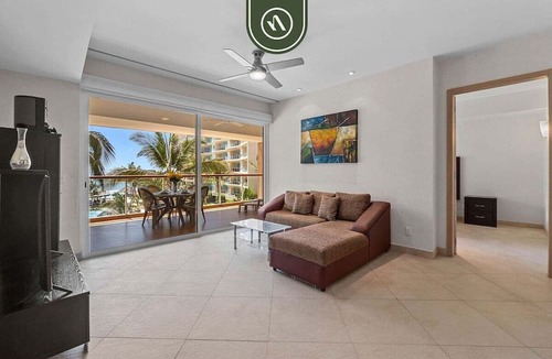 Flamingos Apartment | DelCanto TA303 | 2BR/2BA Oceanfront in Nuevo Vallarta