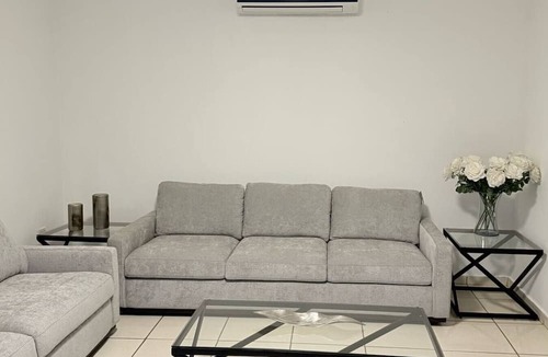 Hermosillo House | Casa Luam: Quiet home, perfect for families and business trips.