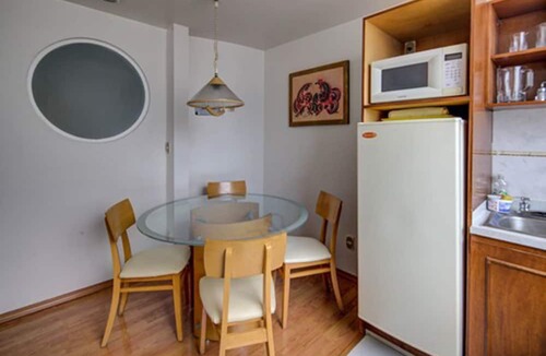 Bosques de las Lomas Apartment | G K Suites Duraznos