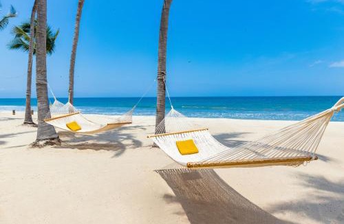 Flamingos Apartment | OCEAN FRONT 2 BR LUXURY VILLA IN VILLA LA ESTANCIA