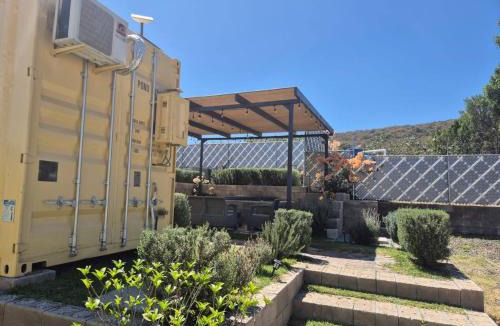 Zapopan House | Container Glamping