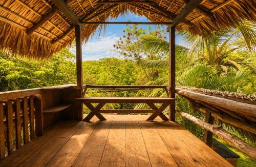 Barra de Colotepec Villa | Casa KUUL, elegant fusion of house and garden.