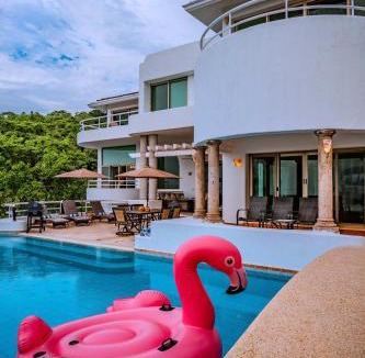 South Shore Hotel Area Villa | Villa Mozzafiato Private Resort with Full Staff and Heated Pool