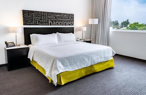 Angelopolis Hotel | Holiday Inn Express & Suites Puebla Angelopolis by IHG