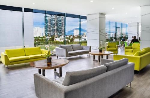 Angelopolis Hotel | Holiday Inn Express & Suites Puebla Angelopolis by IHG