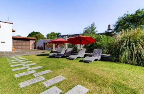 Tlajomulco de Zuniga Villa | Villa Isabela 10 Sleeps - Pool - Huge garden