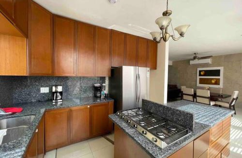 Alvarado Apartment | Casa Familiar Diamante