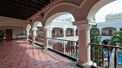 Old Town Hotel | Holiday Inn Express Veracruz Centro Historico by IHG