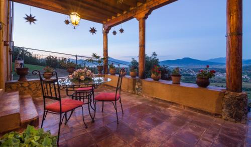 Patzcuaro Hotel | Eco Hotel Ixhi
