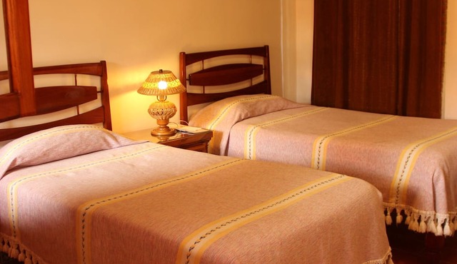 Hotel Posada La Casona de Cortes
