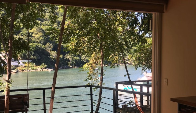 Casita Armonia 1, Ocean Front Cottage