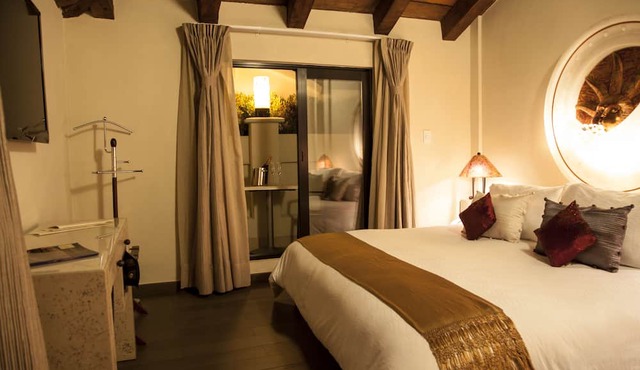 Plaza Gallery Hotel & Boutique