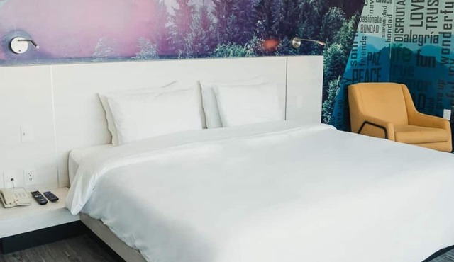 Life Hotel