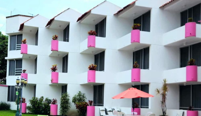 HOTEL HACIENDA DEL RIO