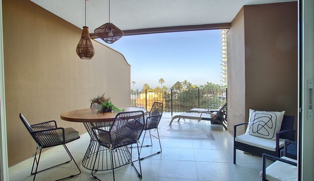 1BR with 2 Balconies + Views @ Grand Venetian