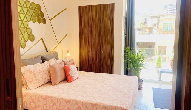A BREATHTAKING HOME: in ZONA ROMANTICA!