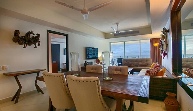 Beachfront 1BR | 5 Pools + Gym + Balcony Views