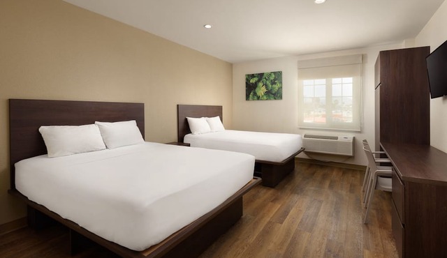 Extended Suites Queretaro Juriquilla