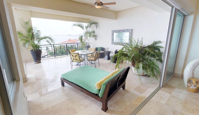Luxury Beachfront Condo! 3BD Condo for rent in Los Muertos Beach, Puerto vallart