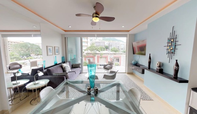 Beautiful condo one block to the beach! 1BD Condo for rent in Old Town, Puerto v