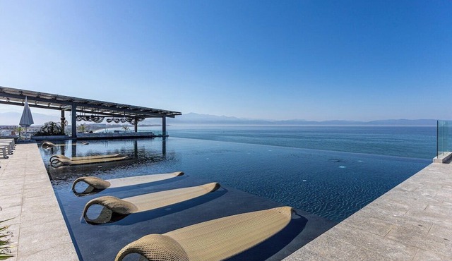 Udara 2K | 3BR Bucerías getaway near beach, pool & gym