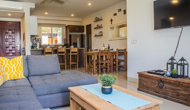 3B/2Ba Spacious! Ground Floor! Azulejos sleeps 6