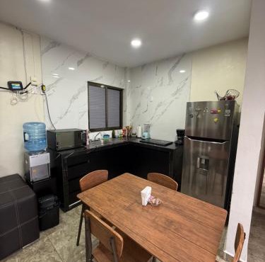 2- Suite triple con acceso a terraza mirador y baño propio